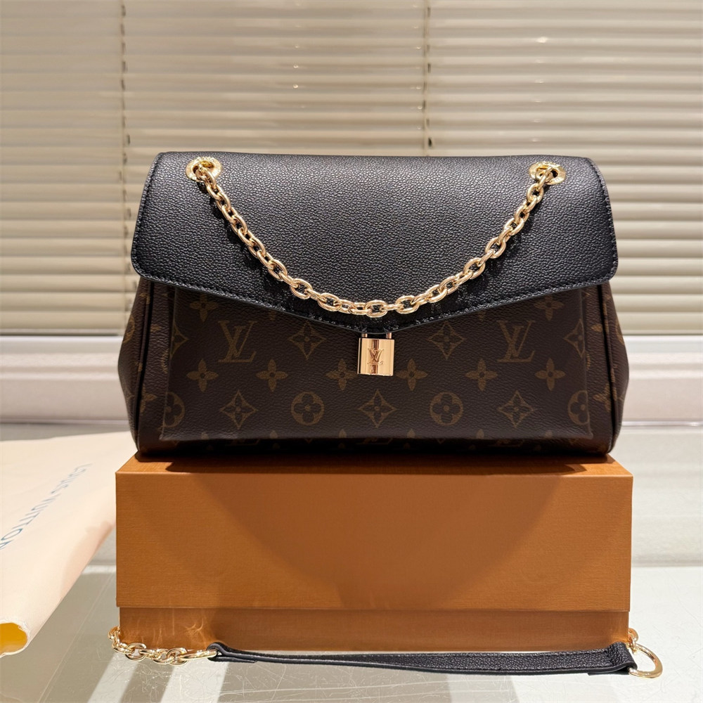 High quality shoulder bag size:25*21*12.5cm LOV DS #X0482 - Image 2