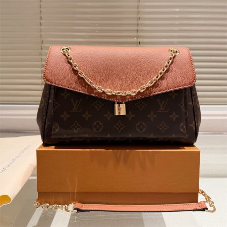 High quality shoulder bag size:25*21*12.5cm LOV DS #X0482 - Image 3