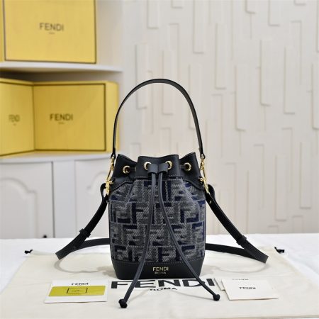Top quality bucket bag size:12*18*10cm FEI CM #X0489
