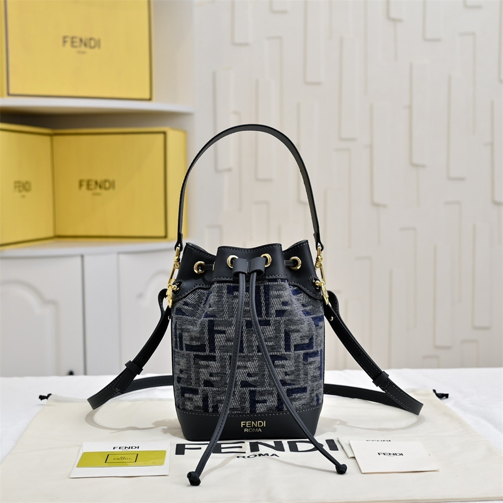 Top quality bucket bag size:12*18*10cm FEI CM #X0489 - Image 1