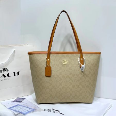 Wholesale Tote bag size:43*14*29cm COH CM #X0509 - Image 2
