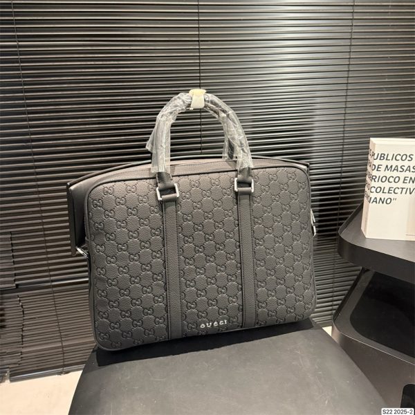 High quality briefcases for men size:38*28cm LOV #X0560