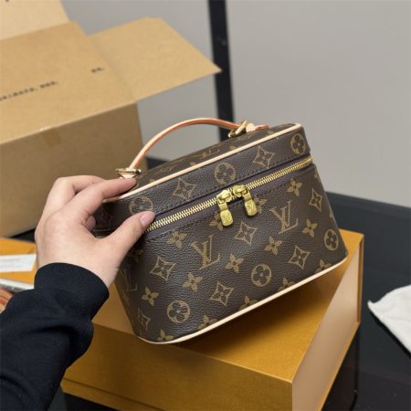 High quality sandal & makeup bag set free shipping LOV #X0577 - Image 3