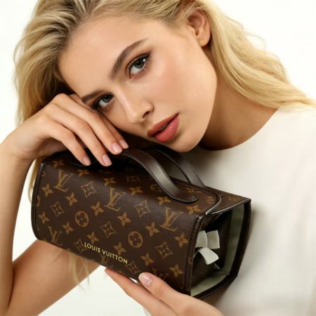 Wholesale Makeup bag size:25*12*12cm LOV LS #X0588 - Image 2