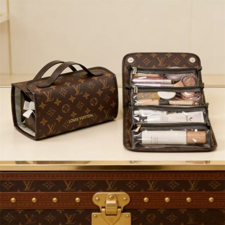 Wholesale Makeup bag size:25*12*12cm LOV LS #X0588