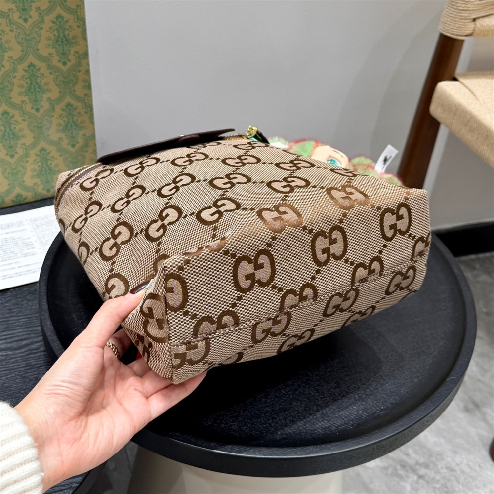 High quality backpack size:30cm GUI DS #X0609 - Image 3