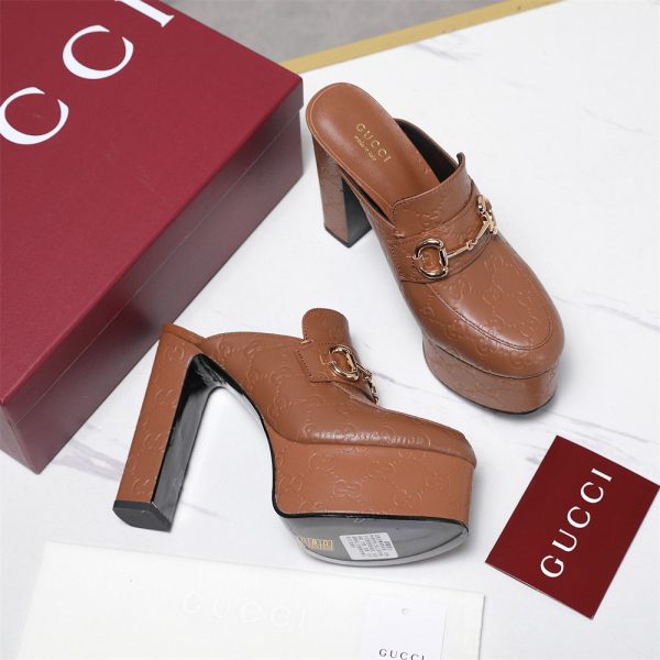 High quality slippers size:5-11 with box free shipping GUI LZ #X0619