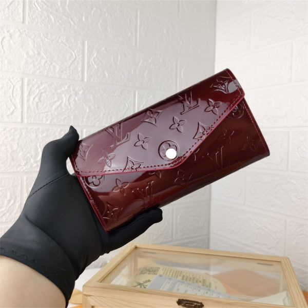Wholesale wallet LOV CM #X0637