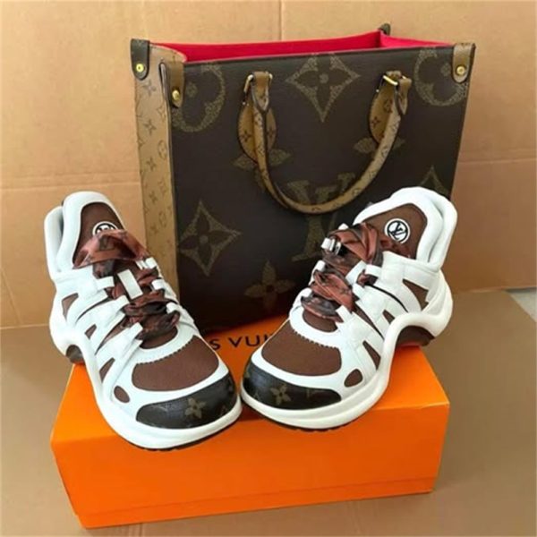 1 set sneaker & tote bag free shipping LOV #X0681