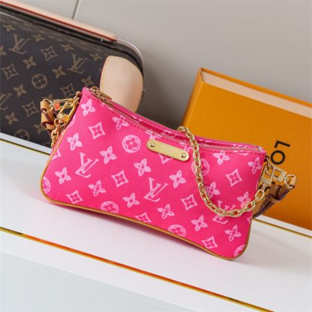 Top quality shoulder bag size:24*13*6.5cm LOV CM #X0727