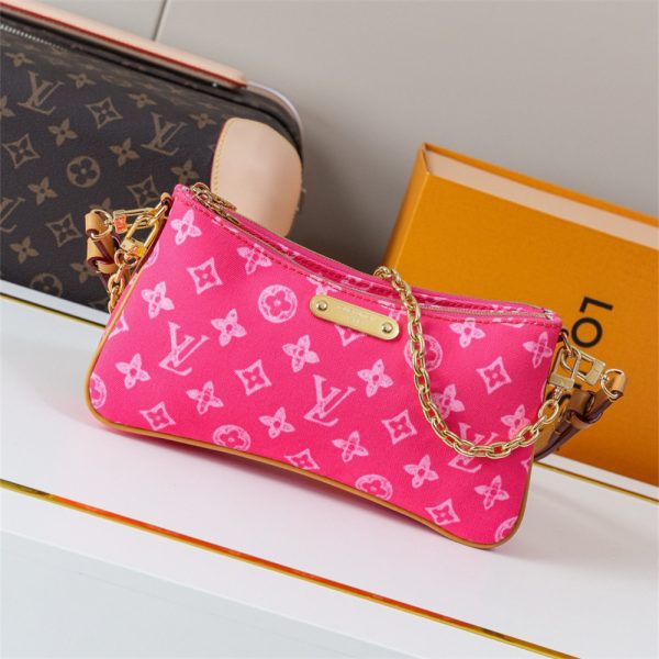 Top quality shoulder bag size:24*13*6.5cm LOV CM #X0727