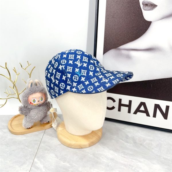 Wholesale hat baseball cap LOV XZ #X0788