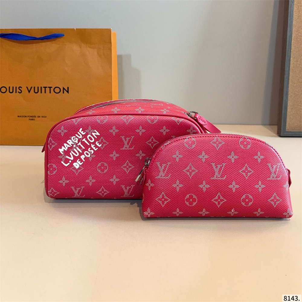 High quality Makeup bag size:26*15*14cm LOV DS #X0831 - Image 2