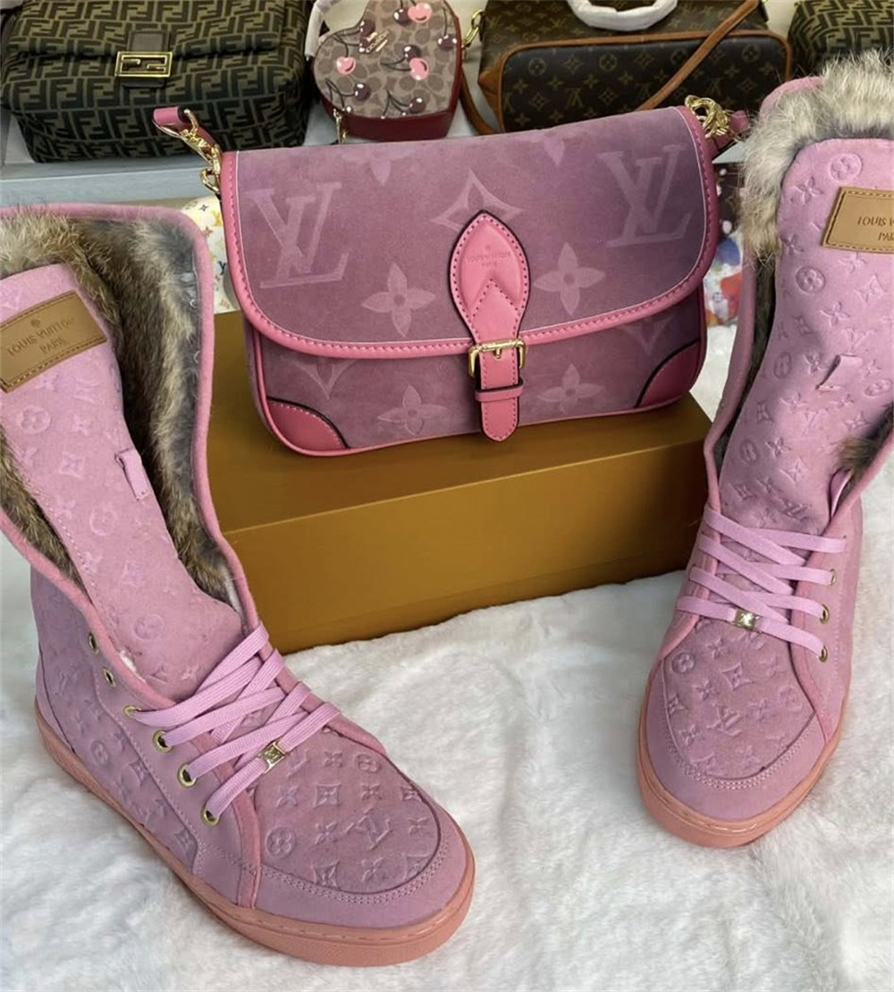 High quality boots & shoulder bag set free shipping LOV #X0860 - Image 1