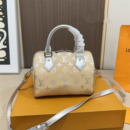 High quality  handbag size:25*15cm LOV DS #X0886