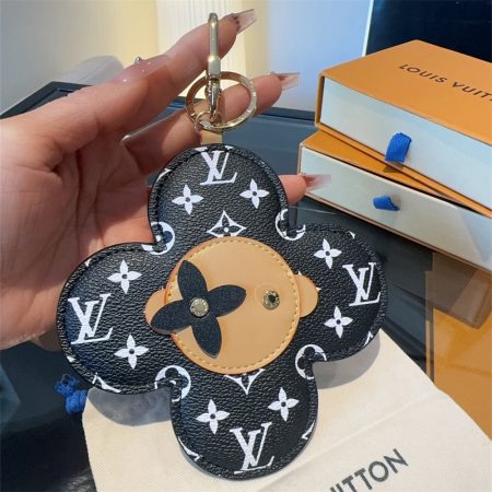 High qualit key chain with box LOV QL #X0906 - Image 2