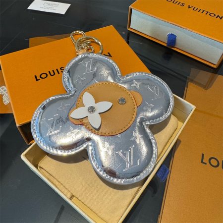 High qualit key chain with box LOV QL #X0906 - Image 3