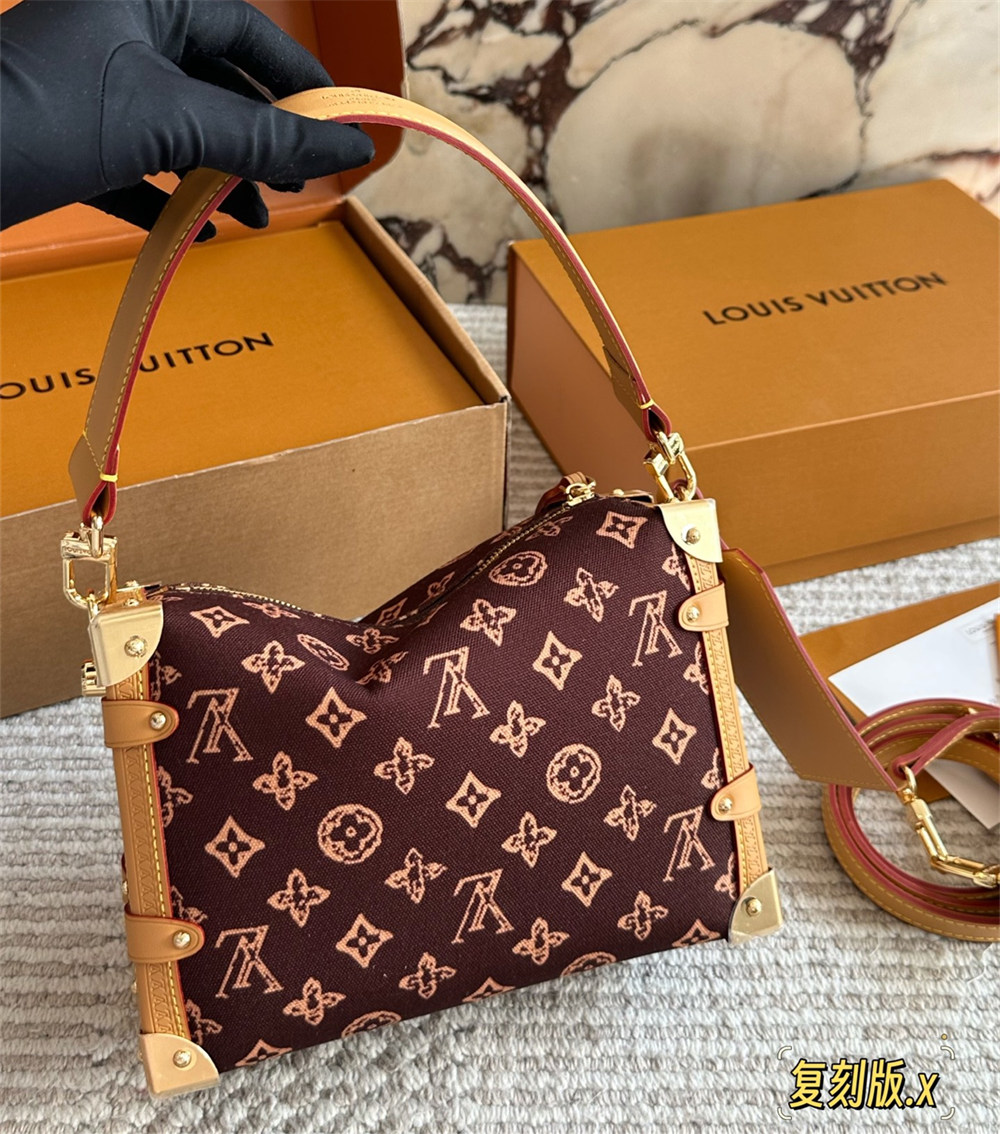 High quality shoulder bag size:23*16cm LOV DS #X0938 - Image 2