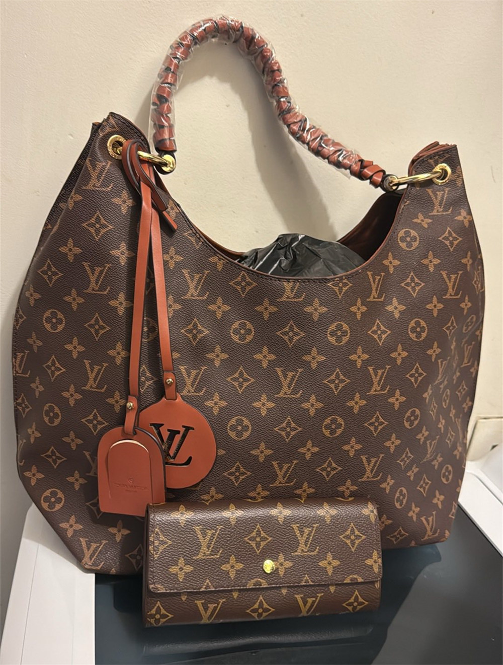 High qulaity shoulder bag & wallet set LOV MLB #X0976 - Image 1