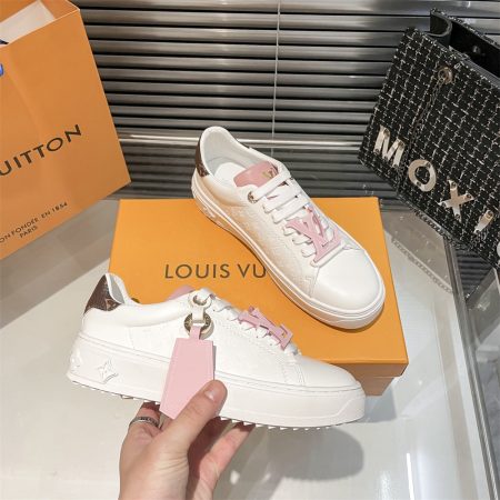 1  sneaker size:5-10 with box free shipping LOV #X0980