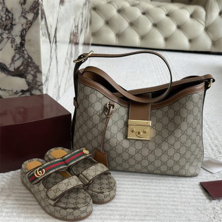 High quality slipper & shoulder bag  free shipping GUI #X0999