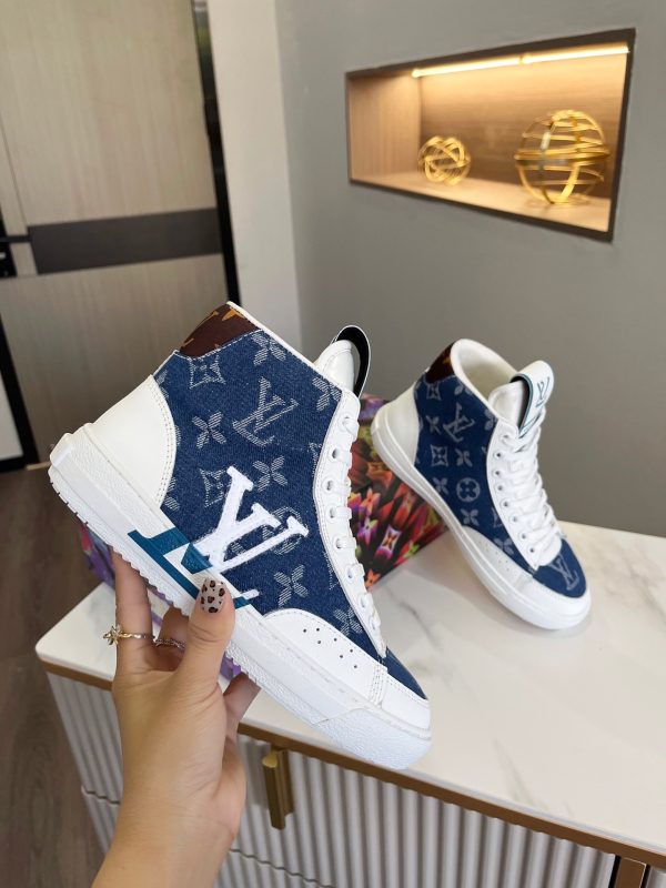 High quality sneaker size:5-11 with box free shipping LOV  #X1022