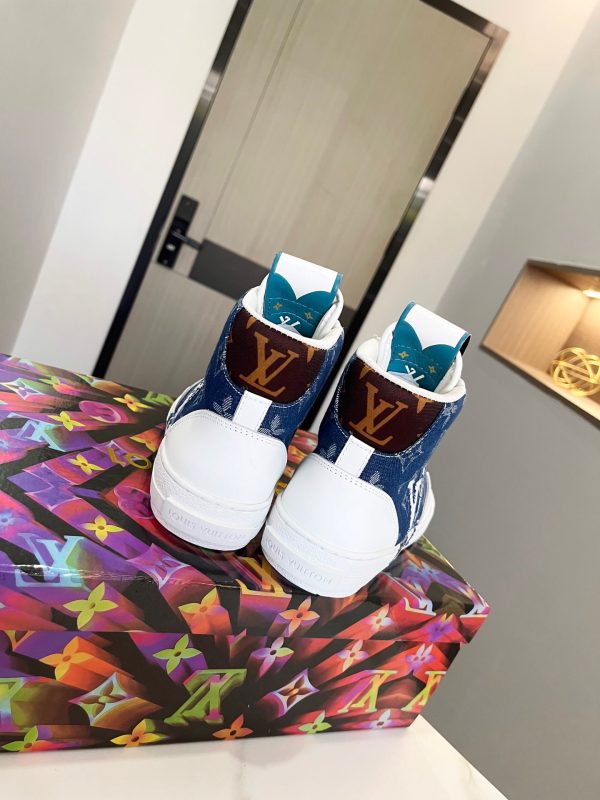 High quality sneaker size:5-11 with box free shipping LOV  #X1022