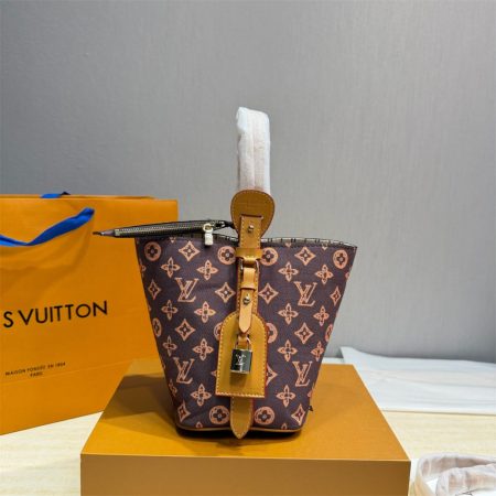 High quality bucket bag size:17*19cm LOV  #28040 - Image 2