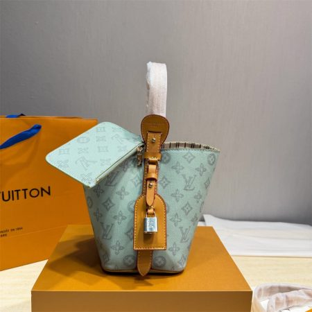 High quality bucket bag size:17*19cm LOV  #28040 - Image 4