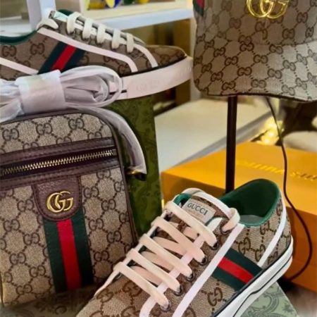 High quality sneaker & messenger bag & hat set free shipping GUI #X1049