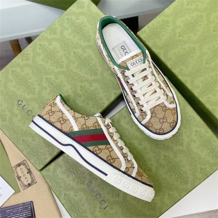 High quality sneaker & messenger bag & hat set free shipping GUI #X1049 - Image 3