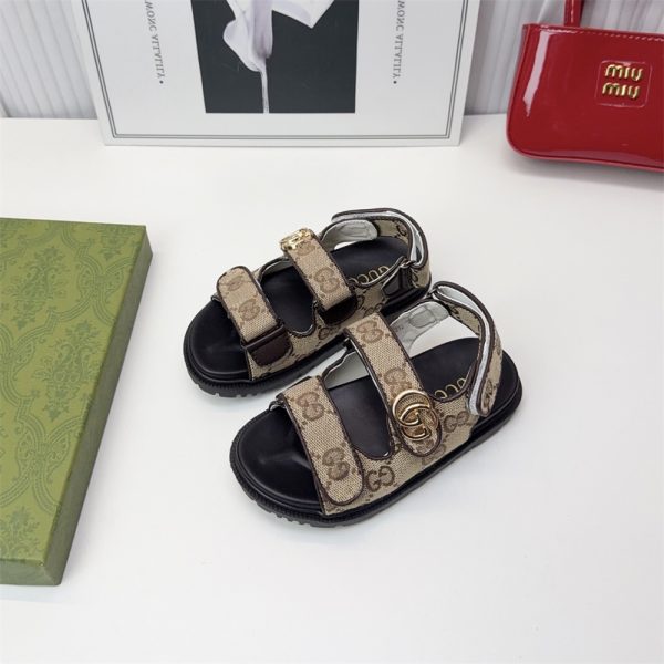 High quality sandals for kid size:26-35 GUI #X1091