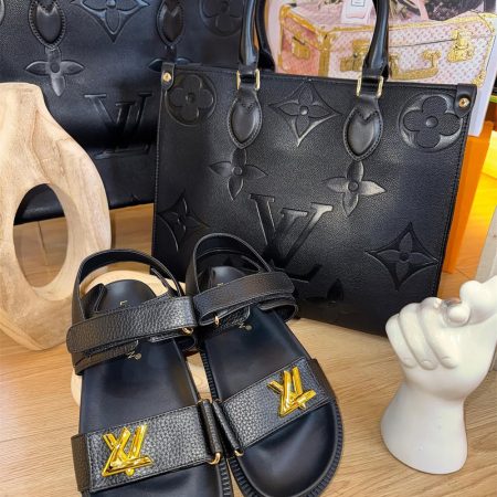 1 set quality sandal & Tote bag  free shipping LOV #X1147