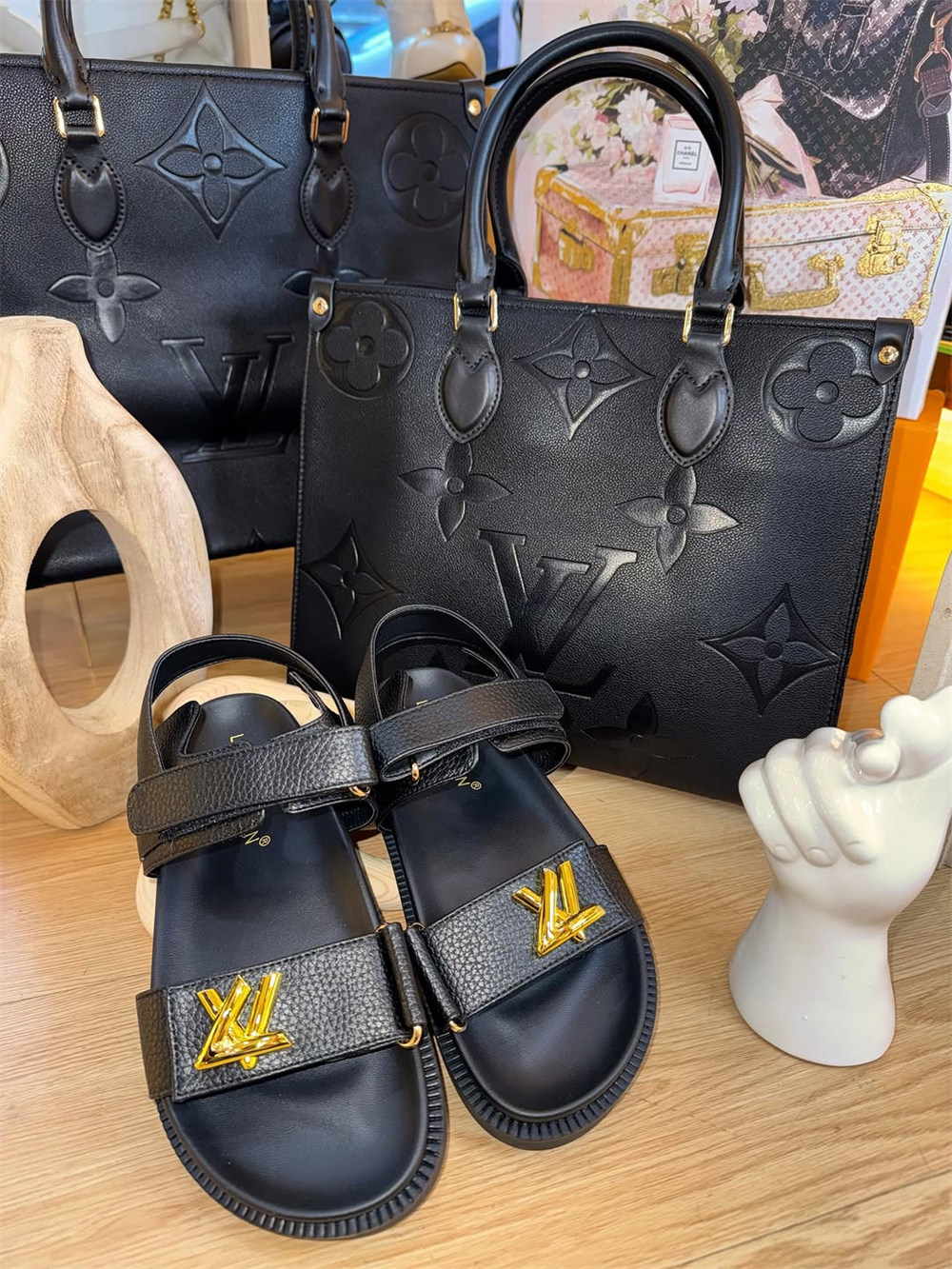 1 set quality sandal & Tote bag  free shipping LOV #X1147 - Image 1