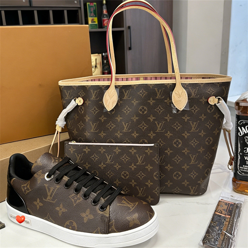 High quality sneaker & tote bag free shipping LOV #X1177 - Image 1