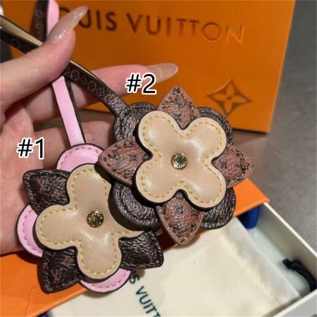 Wholesale fashion bag pendant(No box) LOV GJT #X1211