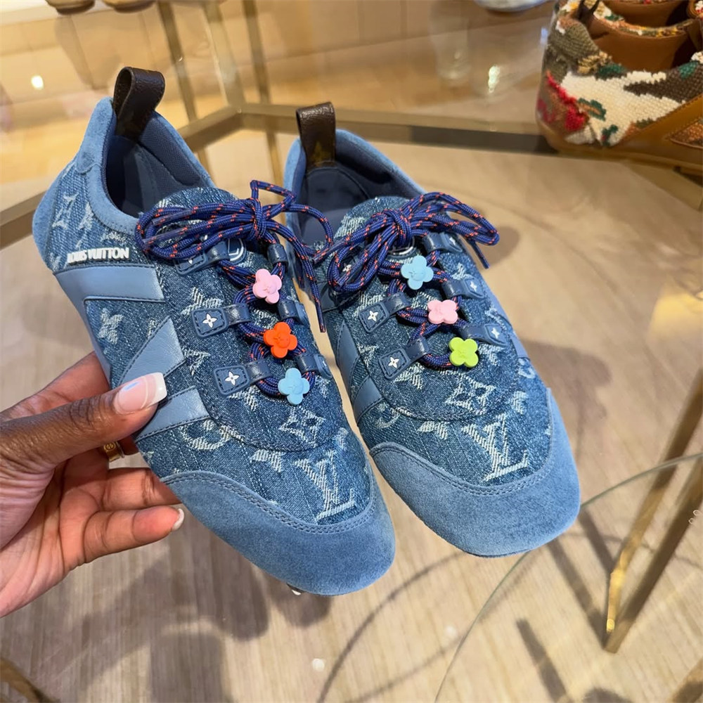 High quality sneaker for women with box size:5-10 free shipping LOV ALS #X1216 - Image 1