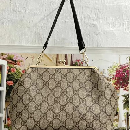 Wholesale fashion handbag size:43*33*20cm GUI #X1238