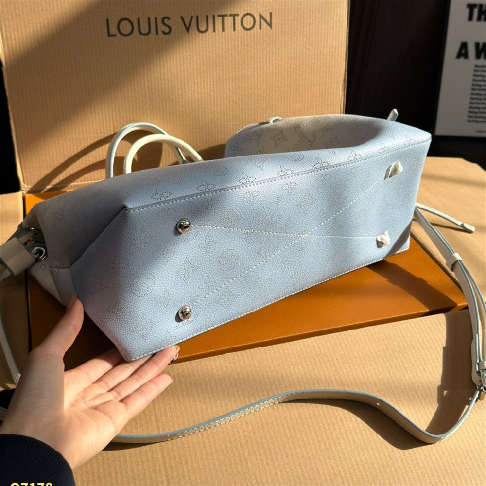 Top quality leather bucket bag size:33*23cm LOV #X1243 - Image 5
