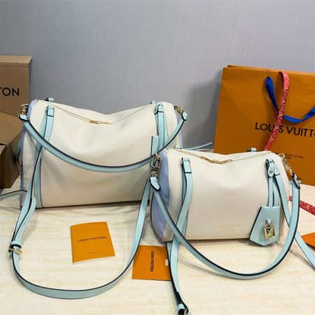 High quality shoulder bag size:25*16cm/35*23cm LOV #X1383 - Image 3