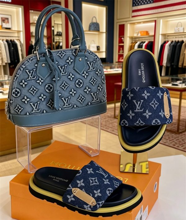 High quality slippers & shell bag set free shipping LOV #X1403