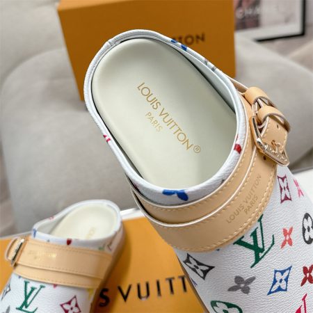 High quality couple slippers size:5-11 with box LOV #X1407 - Image 4