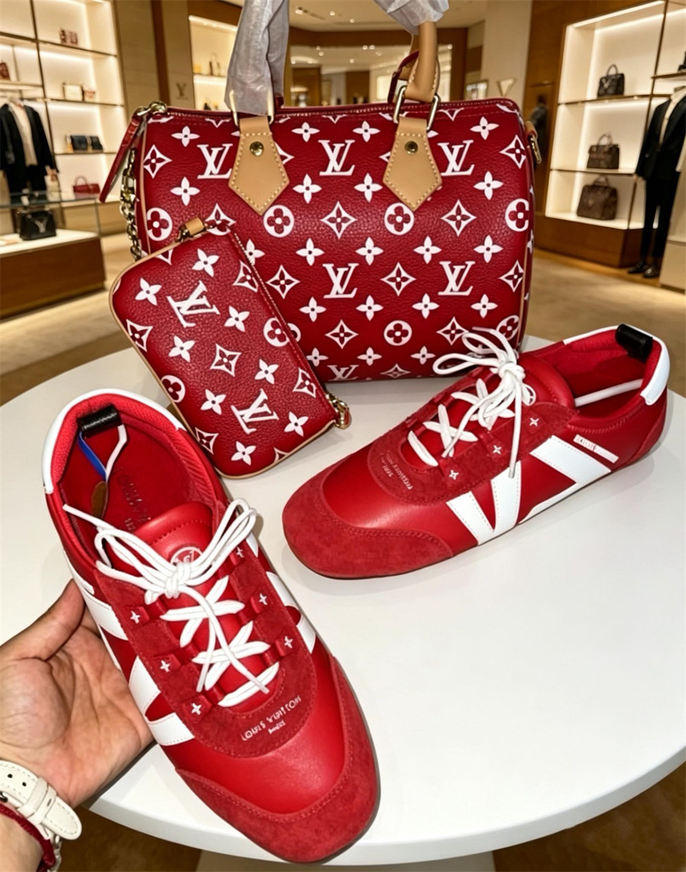 High quality sneaker & Handbag set free shipping LOV #X1418 - Image 1