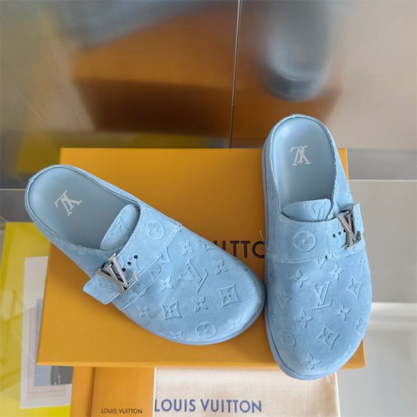 High quality slipper size:7-12 with box LOV #X1438
