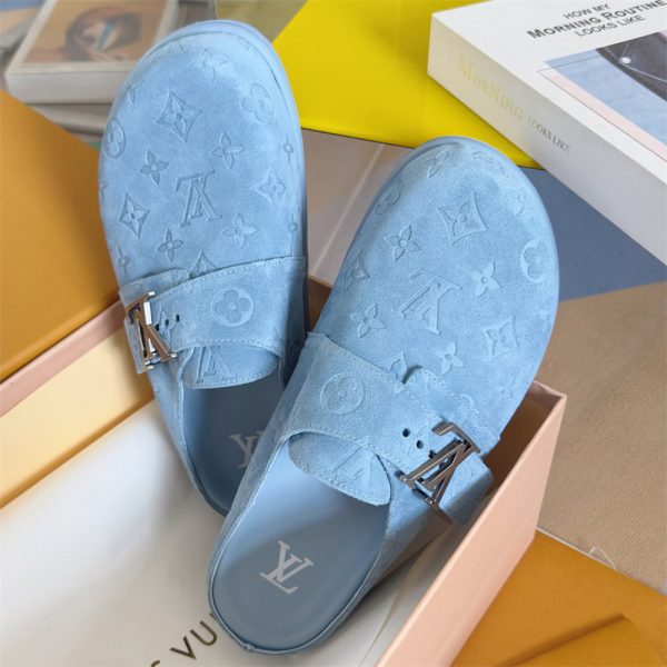 High quality slipper size:7-12 with box LOV #X1438