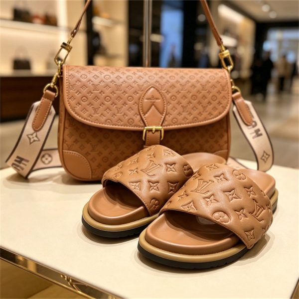 1 pair Slipper & Bucket bag set free shipping LOV #X1444
