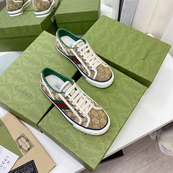 1 pair sneaker & shoulder bag set free shipping GUI #X1431