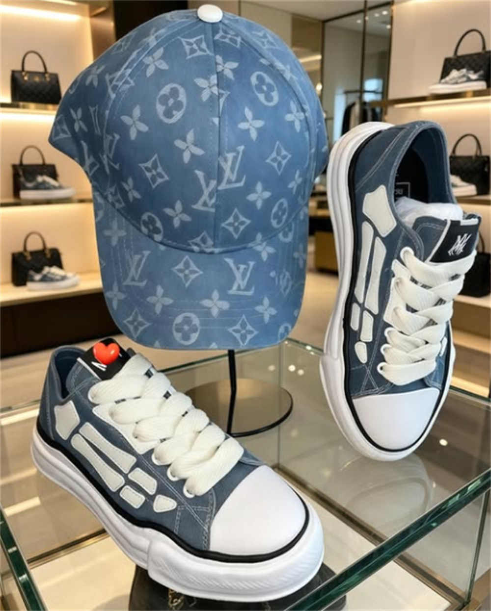 High quality sneaker & hat set free shipping AMI & LOV #X1459 - Image 1