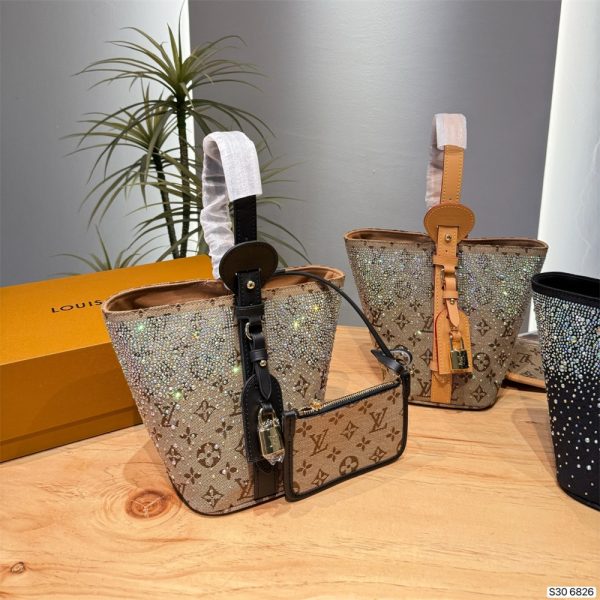 High quality bucket bag size:17*18cm LOV ZC #X1493