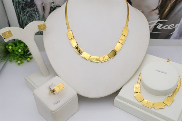 Wholesale Fashion Necklace and Bracelet and Earring and Ring Set LOV HYZ #X1516